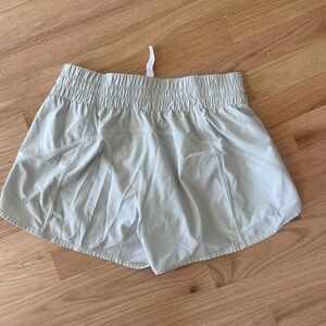 Women’s Lululemon Shorts Sz 10